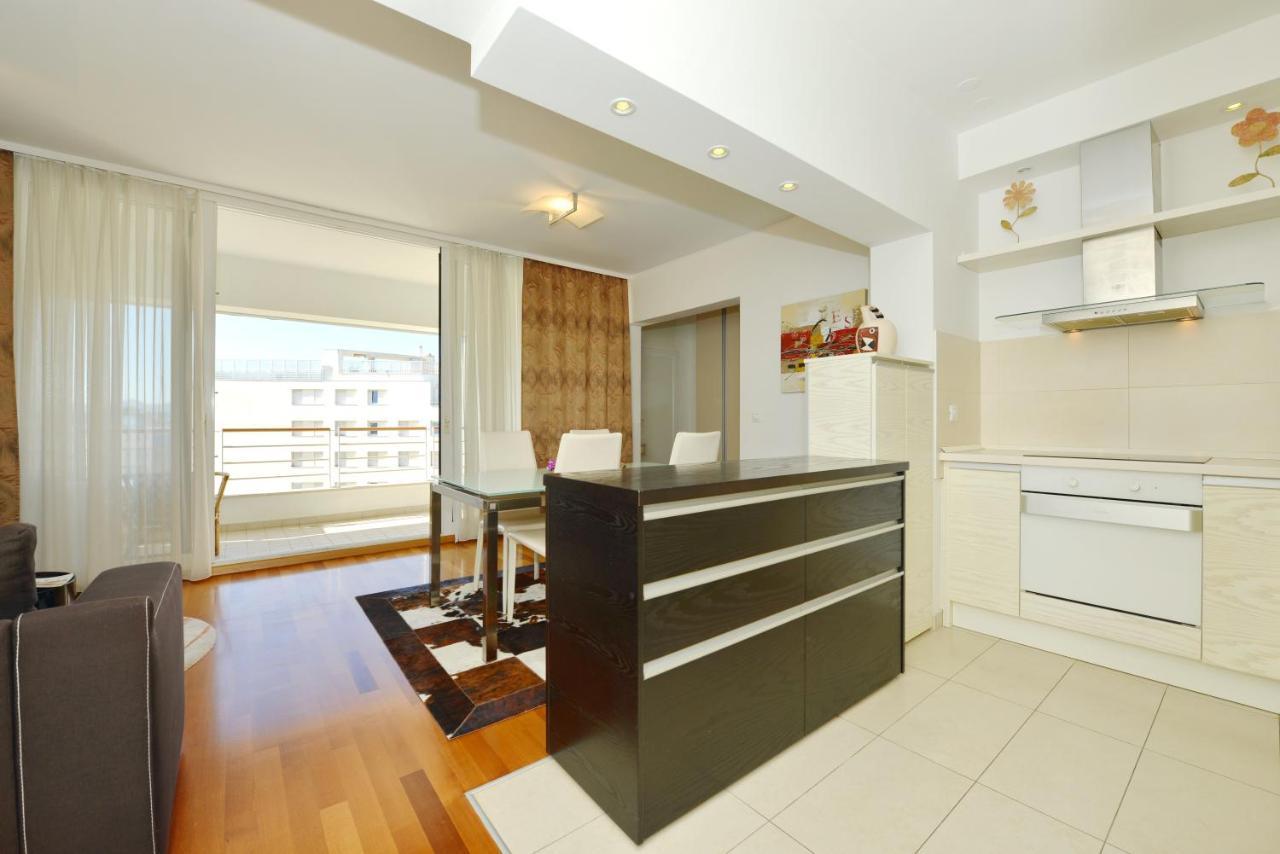 Ivon Apartament *